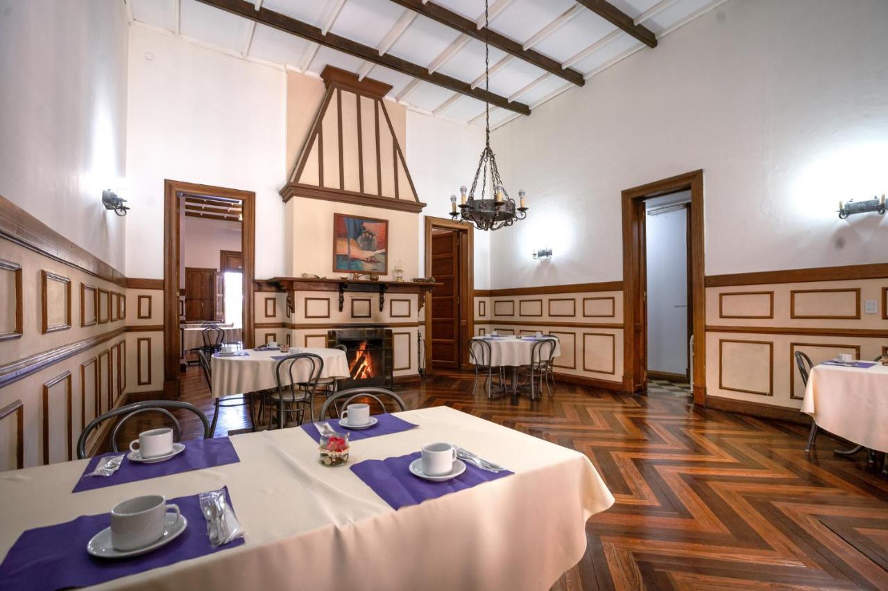 Mariapolis Alta Gracia Hotel Exterior foto